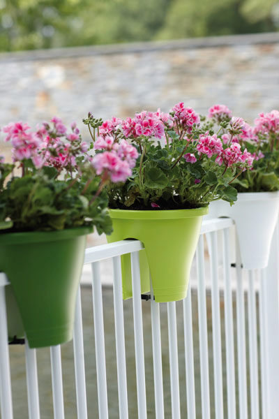 Round Railing Pot lime green